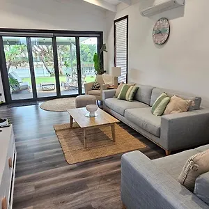 Canal - Modern 4bedroom With Spa, Sauna And Private Pontoon - New Proprietor 2024 Holiday home